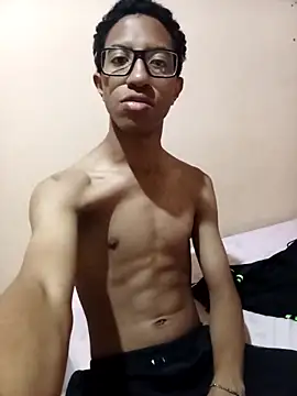 matheusroger online show from January 2025 01:38:02 AM