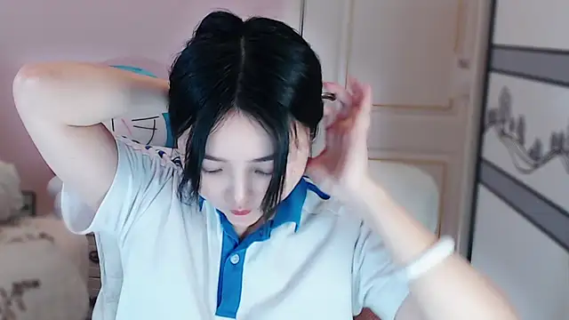 xiao-xiao-D online show from March 2025 04:51:02 AM