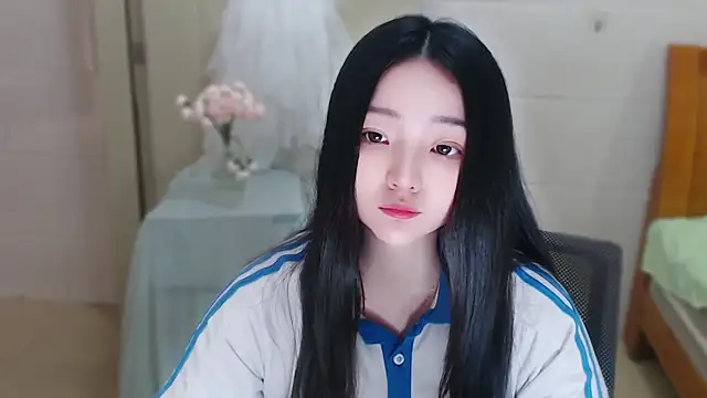 xiao-xiao-D online show from March 2026 05:44:02 AM