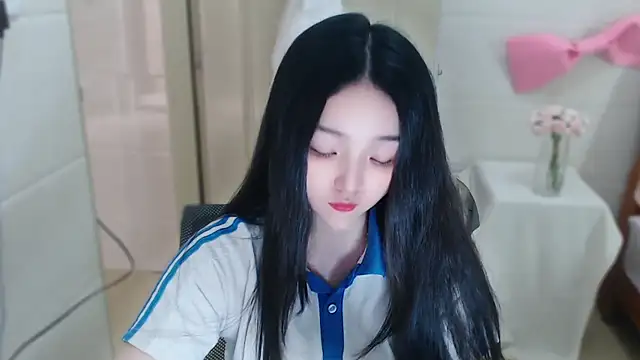 xiao-xiao-D online show from March 2026 05:12:02 AM