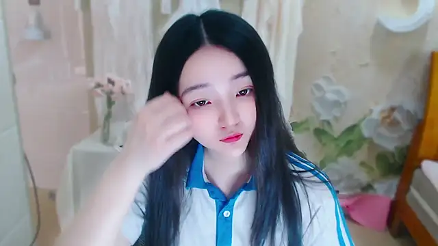 xiao-xiao-D online show from April 2026 04:57:01 AM