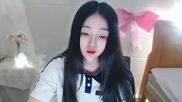 xiao-xiao-D online show from April 2026 04:45:01 AM