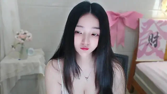 xiao-xiao-D online show from April 2026 04:41:01 AM