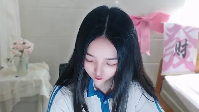 xiao-xiao-D online show from April 2026 04:57:01 AM