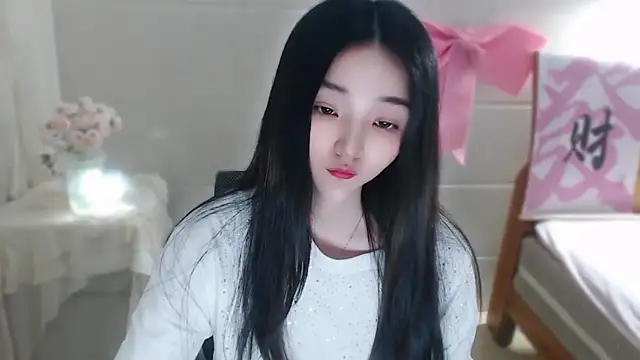 xiao-xiao-D online show from April 2026 04:48:01 AM