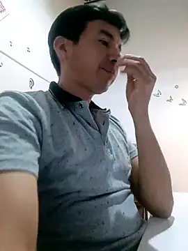 bisexual0007 online show from March 2025 06:21:02 PM