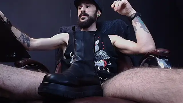 AxelColton online show from January 2025 12:35:01 PM