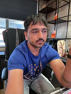 Snapshot of Nil_Talreja chatting on December 2024 05:40:02 AM Nil Talreja online show from December 2024 05:40:02 AM