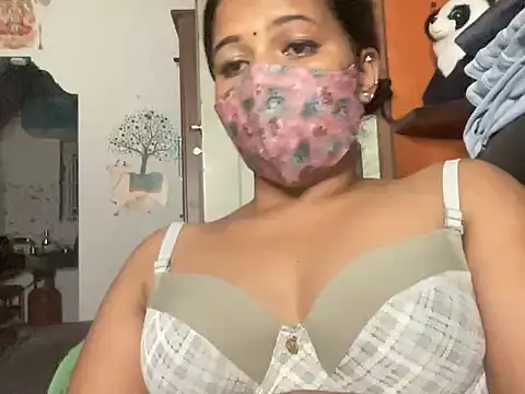 Snapshot of Tamil_Sanjana_ chatting on October 2025 06:17:01 PM Tamil Sanjana online show from October 2025 06:17:01 PM