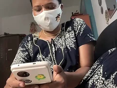 Tamil Sanjana  online show from April 2026 03:17:01 AM