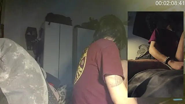 Snapshot of Chuck-FR chatting on April 2026 10:27:01 AM Chuck-FR online show from April 2026 10:27:01 AM