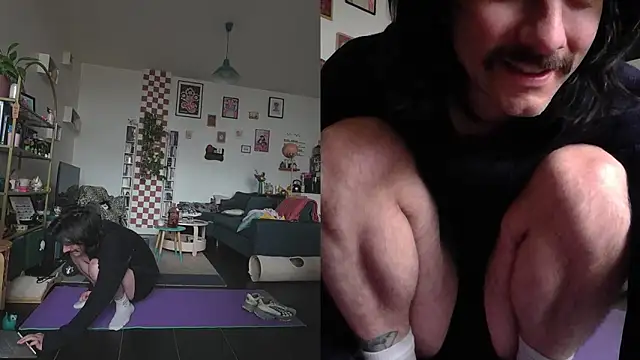 Snapshot of Chuck-FR chatting on April 2026 08:07:02 AM Chuck-FR online show from April 2026 08:07:02 AM