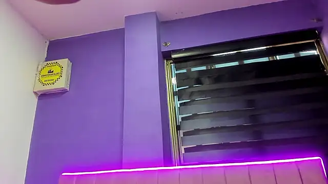 CintiaWalker online show from January 2026 01:04:01 PM