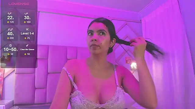 Snapshot of nathyy_garcia chatting on March 2025 10:15:02 AM nathyy garcia online show from March 2025 10:15:02 AM