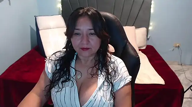 AngelRouss online show from February 2025 01:18:02 PM