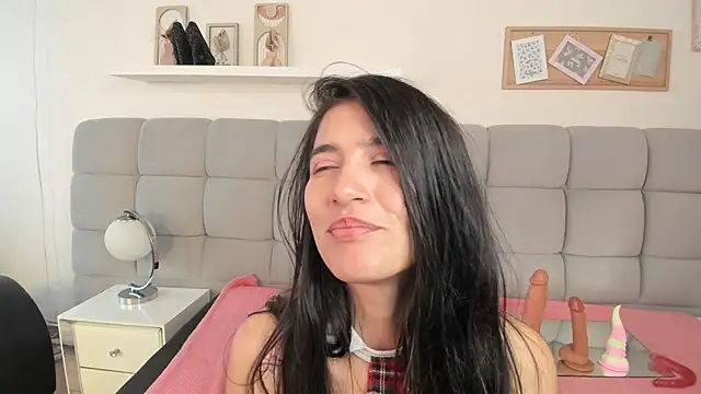 Chlooe Zoe online show from April 2026 07:58:02 PM