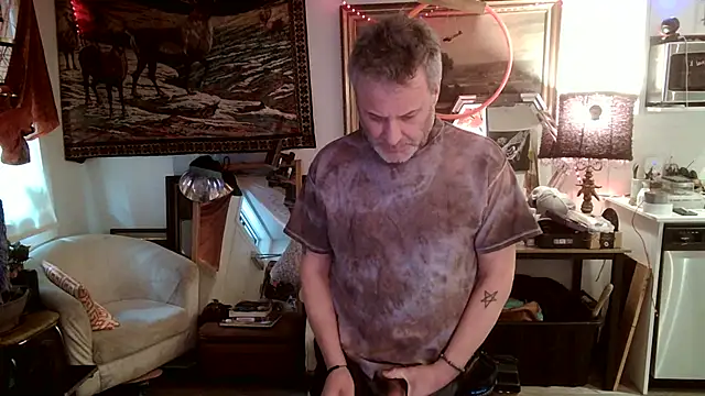 SilverandFox online show from February 2025 04:09:02 PM