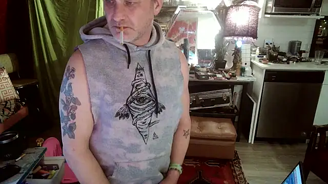 SilverandFox online show from March 2025 08:58:02 AM