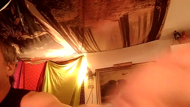 SilverandFox online show from March 2025 03:09:01 PM