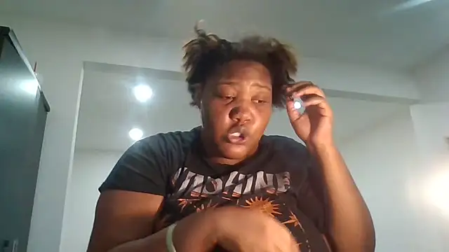 Kbaby337 online show from December 2025 11:23:01 PM