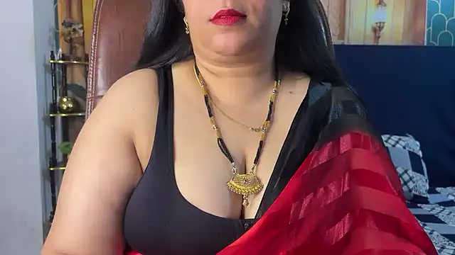 FlatVincy4 online show from April 2026 08:48:01 AM