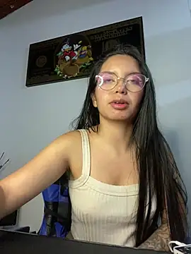 Rosita forever  online show from October 2025 04:02:02 AM