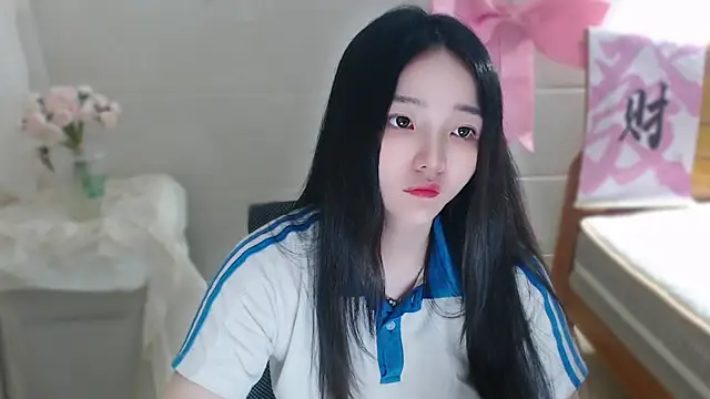 Snapshot of qiqi--- chatting on April 2026 12:29:02 PM qiqi--- online show from April 2026 12:29:02 PM