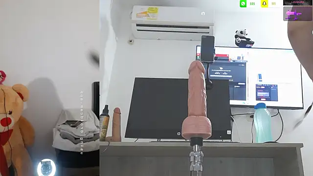 Snapshot of mariana_1_ chatting on March 2025 05:23:02 AM mariana 1 online show from March 2025 05:23:02 AM