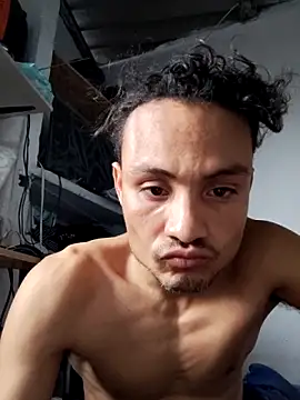 gatoalex89 online show from April 2026 08:50:01 PM