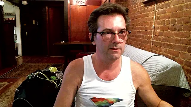 Snapshot of Johnny_Bottoms chatting on March 2026 11:10:01 PM Johnny Bottoms online show from March 2026 11:10:01 PM