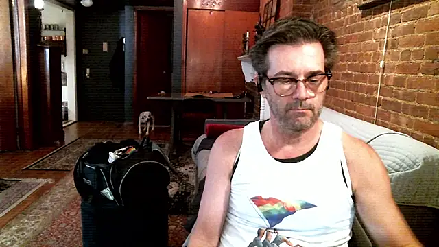 Snapshot of Johnny_Bottoms chatting on April 2026 12:54:01 PM Johnny Bottoms online show from April 2026 12:54:01 PM
