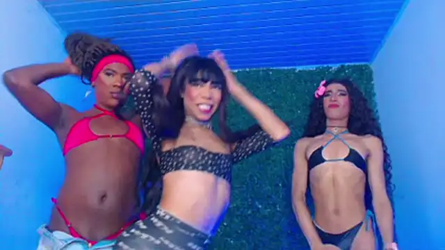 Snapshot of newgroupxxx chatting on December 2025 07:25:01 AM newgroupxxx online show from December 2025 07:25:01 AM