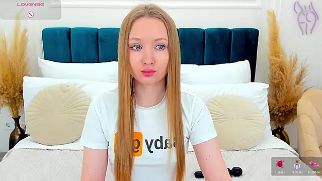 Snapshot of ChloeSug chatting on April 2026 07:08:02 PM ChloeSug online show from April 2026 07:08:02 PM