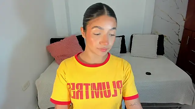 Snapshot of martina_roldam chatting on July 2026 03:02:01 AM martina roldam online show from July 2026 03:02:01 AM