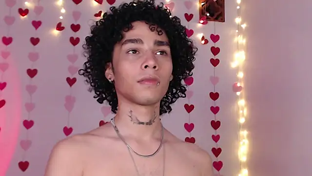 seven7xis online show from February 2025 09:26:02 AM