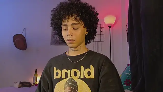 Snapshot of seven7xis chatting on March 2026 03:47:01 AM seven7xis online show from March 2026 03:47:01 AM