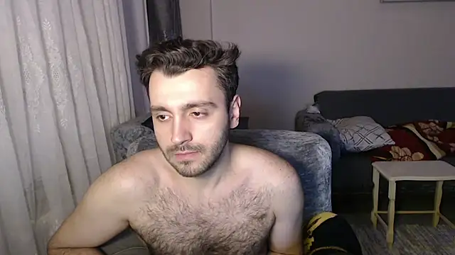 handsomeee04 online show from March 2026 09:56:02 PM