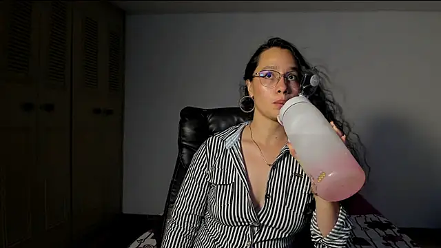 emmaTorres1 online show from March 2025 02:26:01 AM