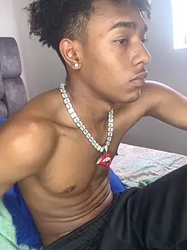 Boy cock18 online show from December 2024 02:33:02 PM