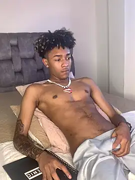 Boy cock18 online show from January 2025 10:35:02 PM