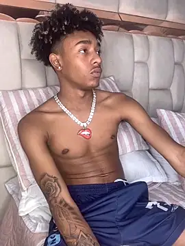 Boy cock18 online show from February 2025 08:13:02 PM