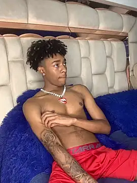 Boy cock18 online show from March 2025 09:48:01 PM