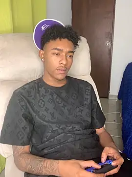 Boy cock18 online show from October 2025 03:33:02 PM