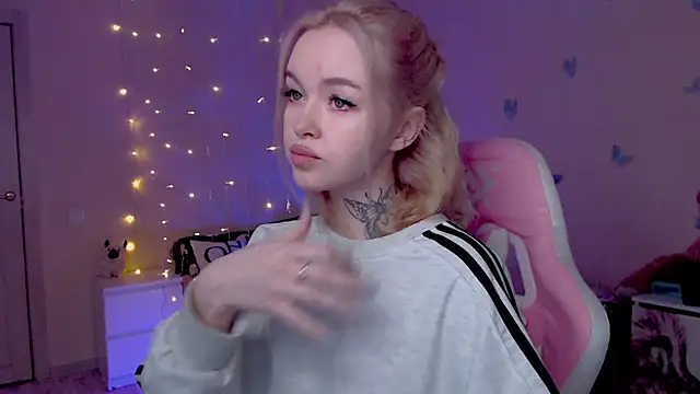 Naughty Mable online show from April 2026 12:52:02 AM