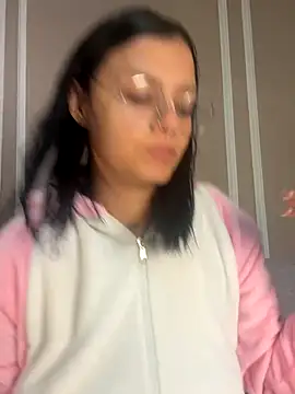 Abril jones10 online show from December 2025 04:21:01 AM