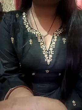 Snapshot of Soniya_444 chatting on April 2026 11:37:01 AM Soniya 444 online show from April 2026 11:37:01 AM