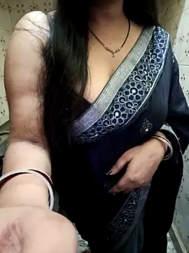 Snapshot of Soniya_444 chatting on April 2026 06:09:01 PM Soniya 444 online show from April 2026 06:09:01 PM