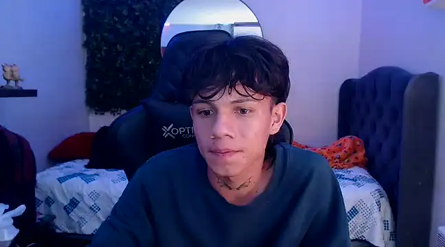 Snapshot of andy_dan18 chatting on March 2025 01:52:02 AM andy dan18 online show from March 2025 01:52:02 AM