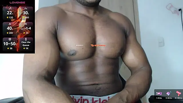 thomsom23 online show from November 2025 03:00:02 PM