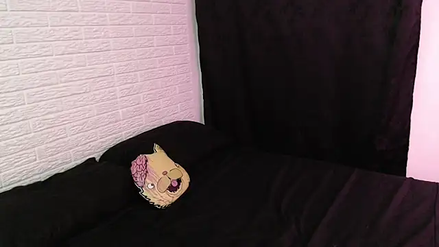 rousstattoo online show from January 2025 03:15:01 AM